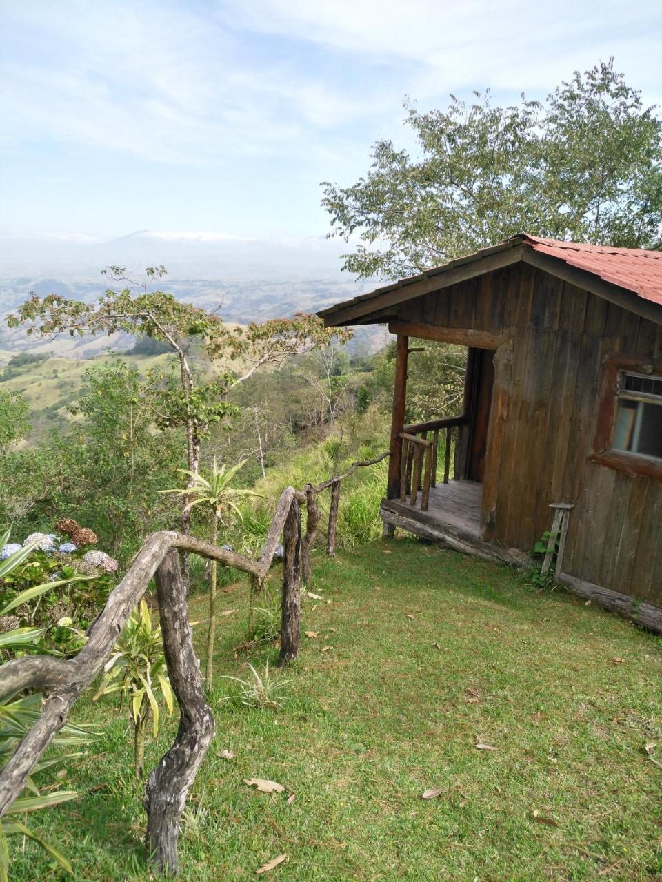 Cabanas Don Camilo Albergue De Montana Cabecera de Canas Exterior photo