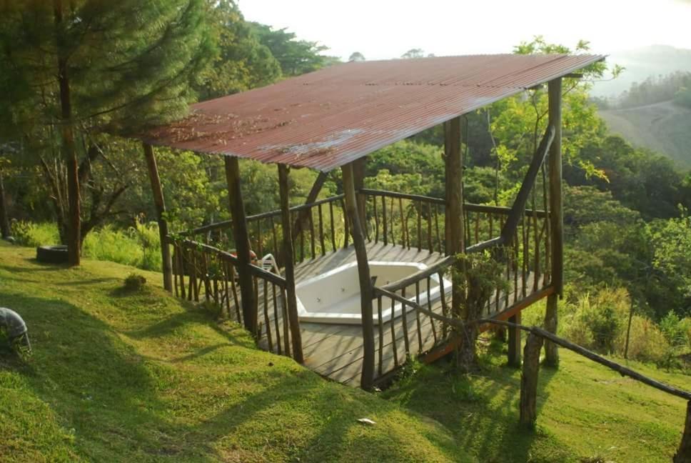 Cabanas Don Camilo Albergue De Montana Cabecera de Canas Exterior photo