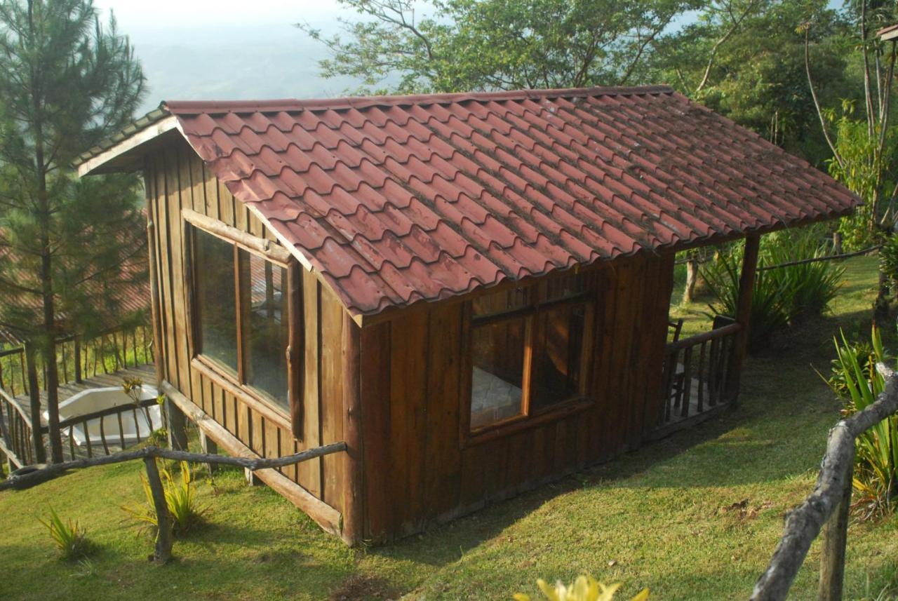 Cabanas Don Camilo Albergue De Montana Cabecera de Canas Exterior photo